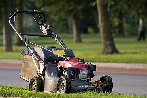 Random Lawn Mower, Maynooth, Ireland, 2008