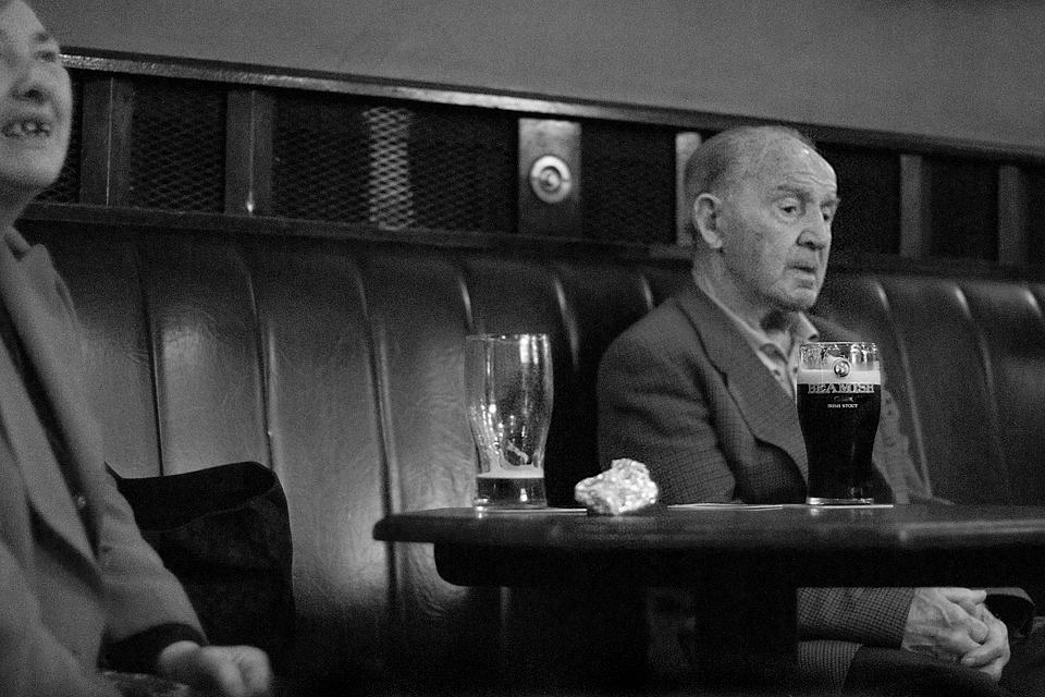Old folks in JJ Smyth's Pub, Dublin, 2007